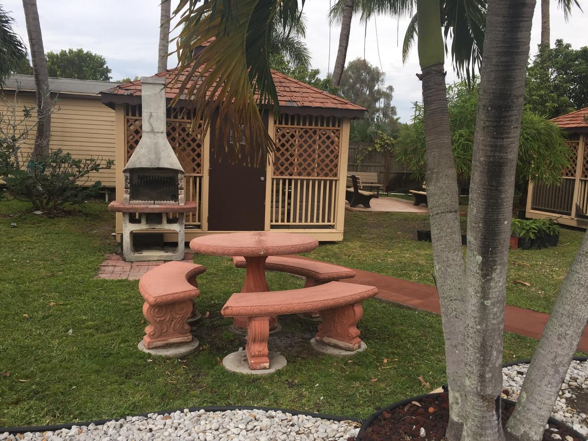 Fort Myers Inn Exteriör bild